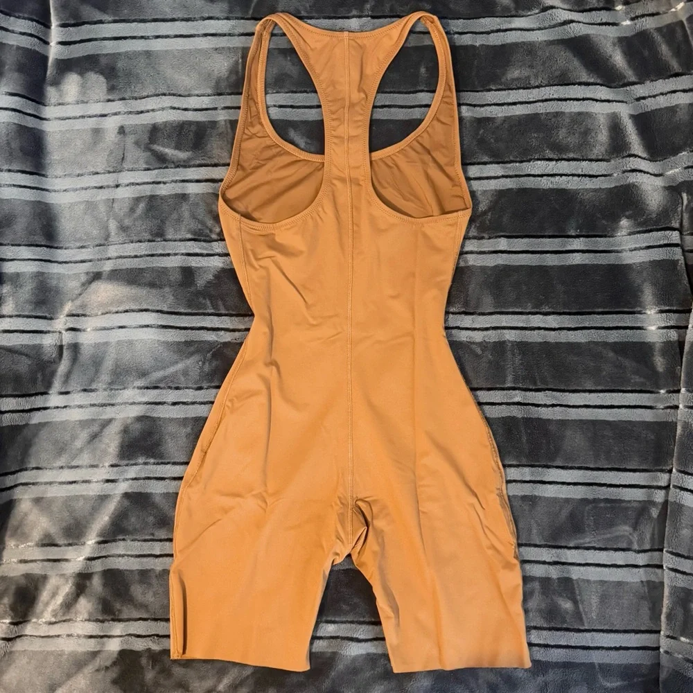Skims Swim Cycle Suit - Almond